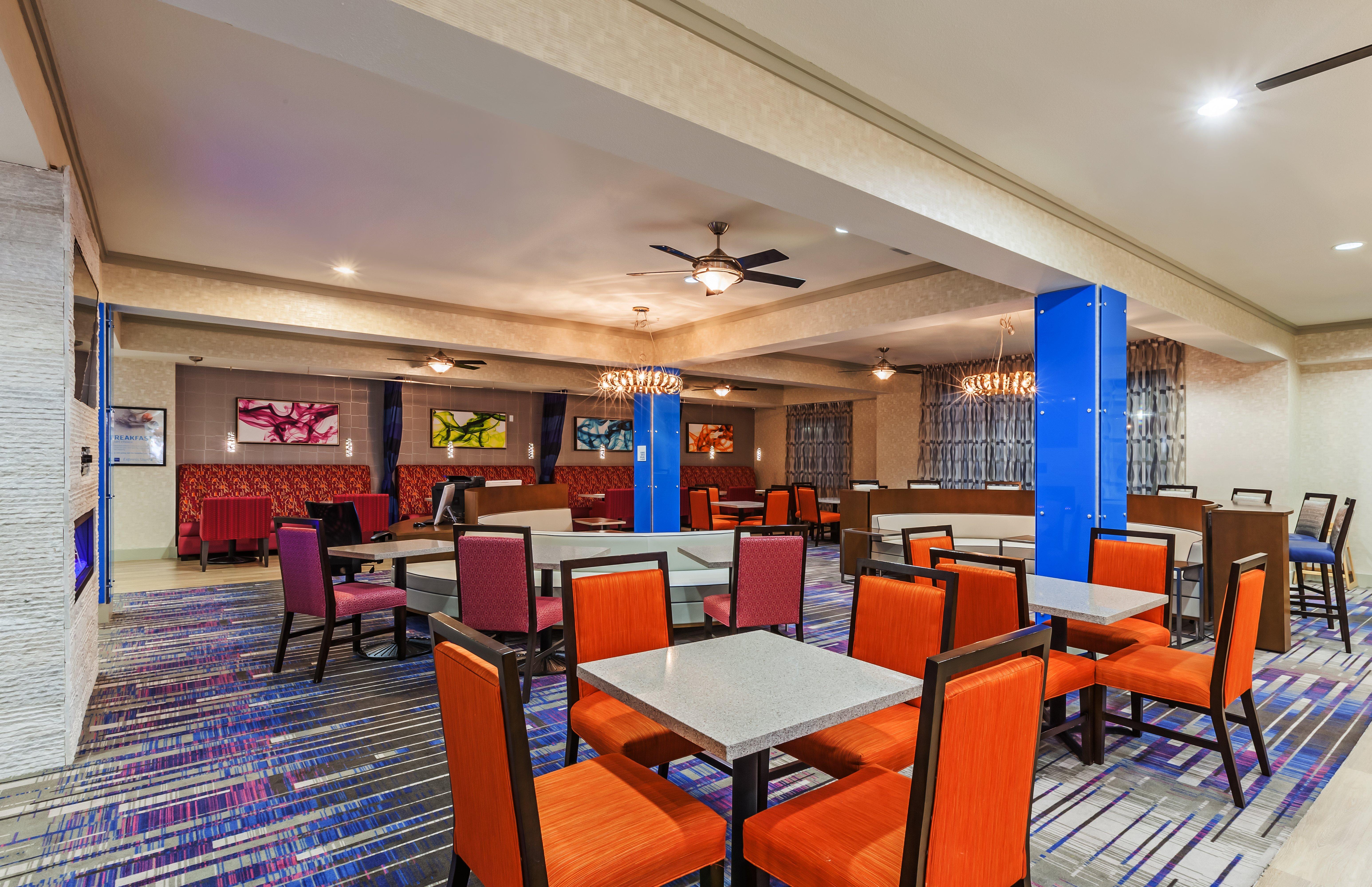 Express & East By Ihg 2*
