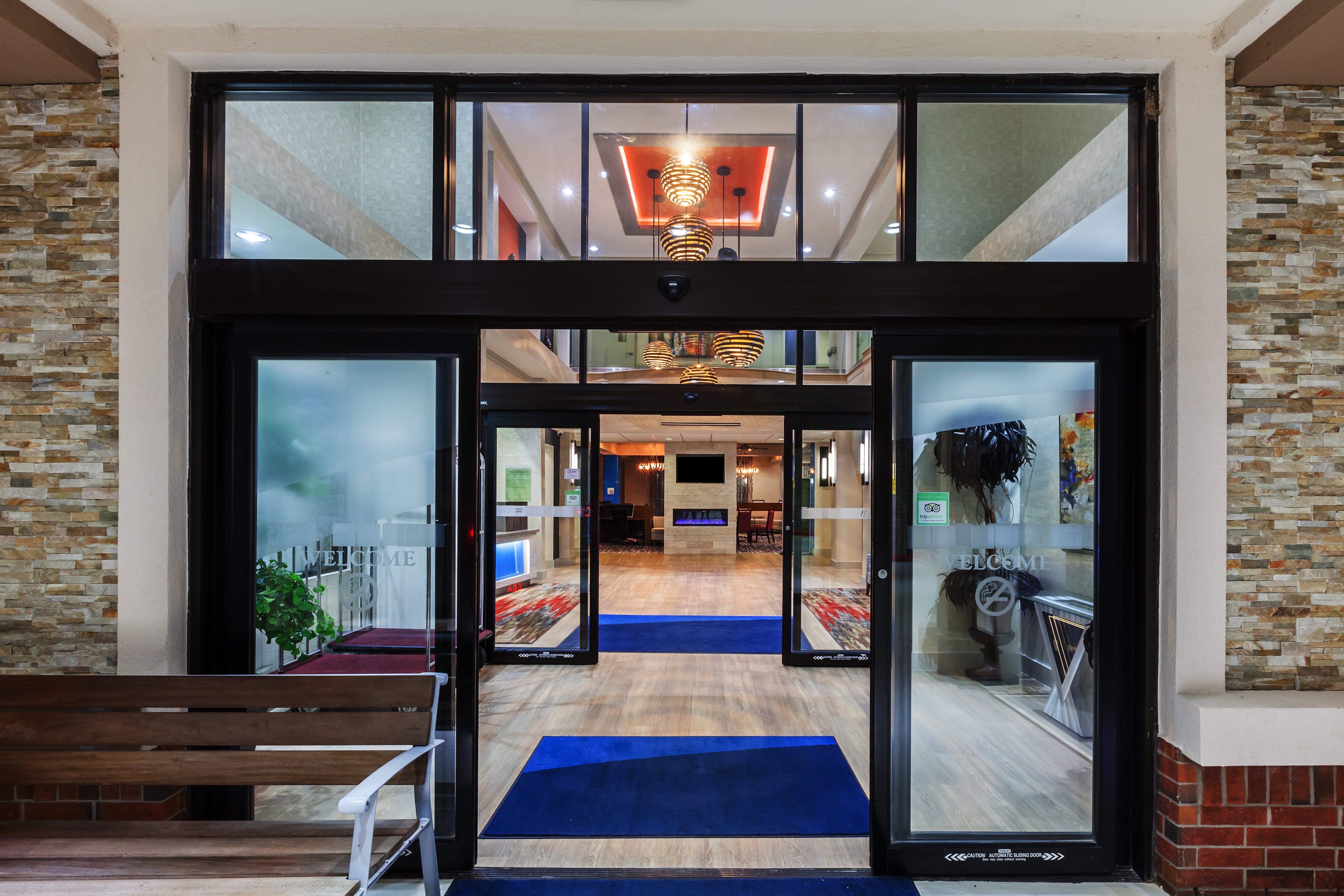 Hotel Express & East By Ihg Houston