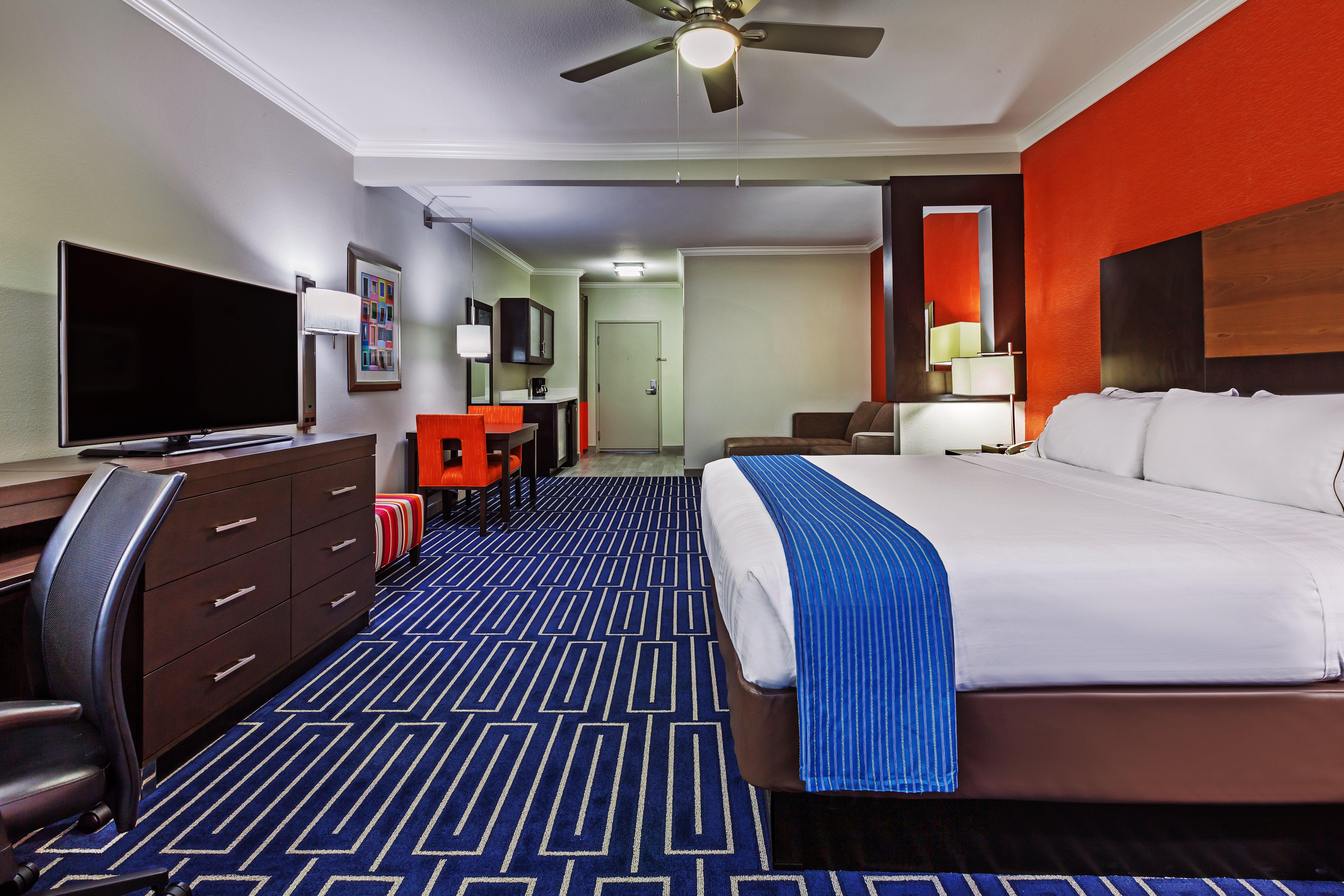 Hotel Holiday Express & East By Ihg