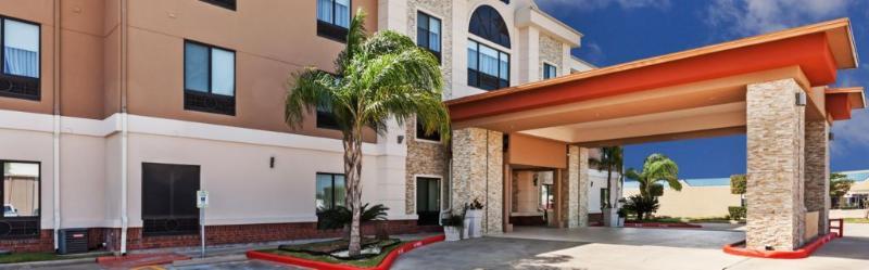 Express & East By Ihg Hotel Houston